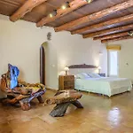 Shangri-la Villa Santa Eularia des Riu