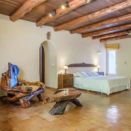 Villa Shangri-la Santa Eulária des Riu