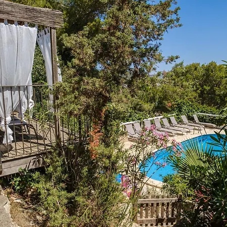 Shangri-la Villa
