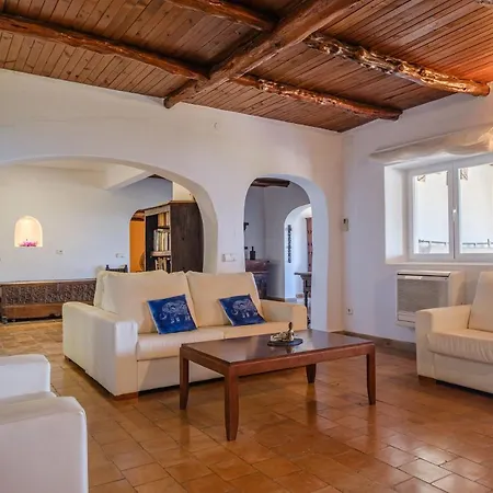 Shangri-la Villa *