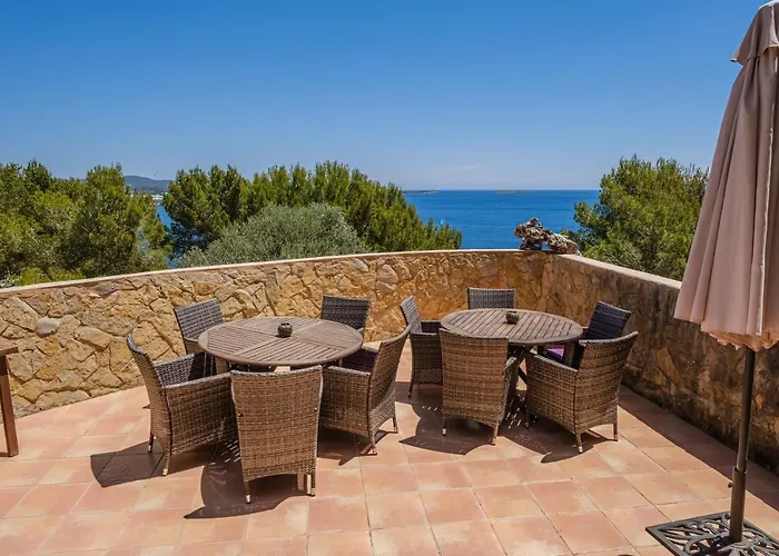 Villa Shangri-la Santa Eularia des Riu
