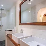 فيلة Shangri-la