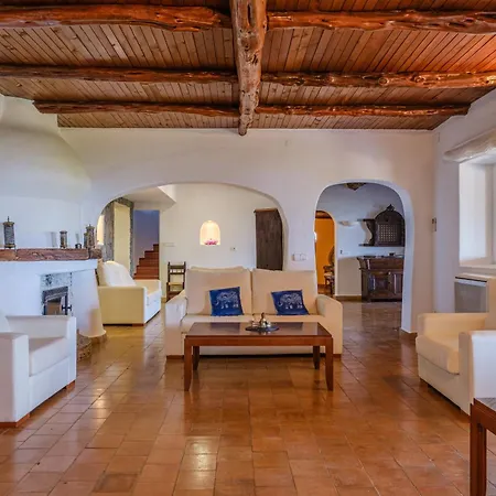 Shangri-la Villa Santa Eulària des Riu