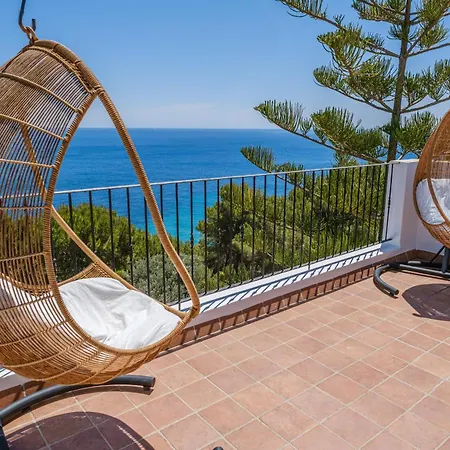 Shangri-la Santa Eulària des Riu