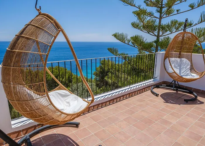 Shangri-la Santa Eulària des Riu