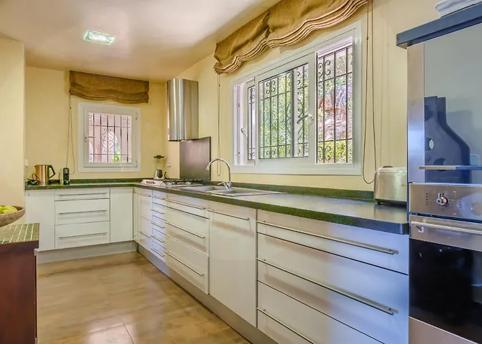 Shangri-la سانتا أيُلاريا ذيس ريو